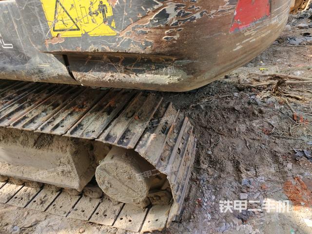 左側履帶整體?(行走機構) 左側履帶整體?(行走機構)
