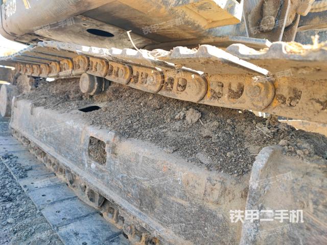 右導(dǎo)向輪（行走機(jī)構(gòu)）