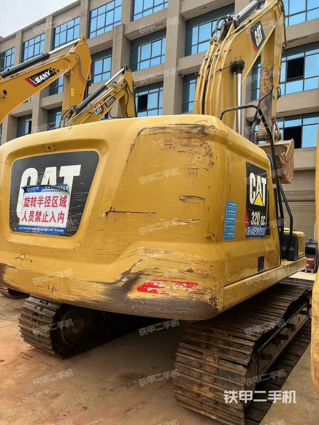 驾驶室整体（整机外观）