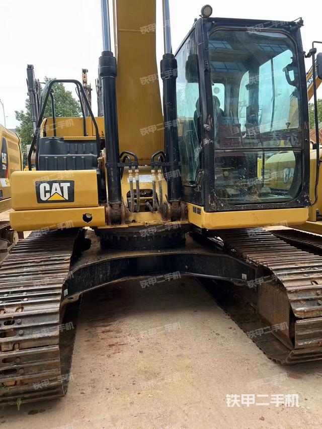 单侧履带整体（整机外观）