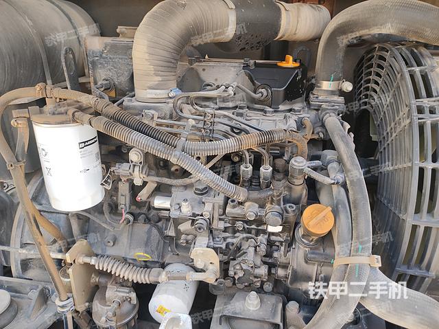 发动机整体俯视（整机外观）