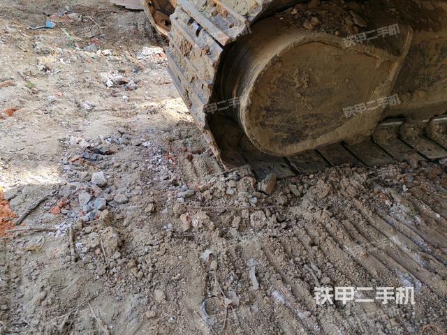 右側履帶整體?(行走機構) 右側履帶整體?(行走機構)