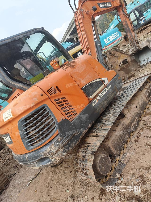 整机右后45°（整机外观）