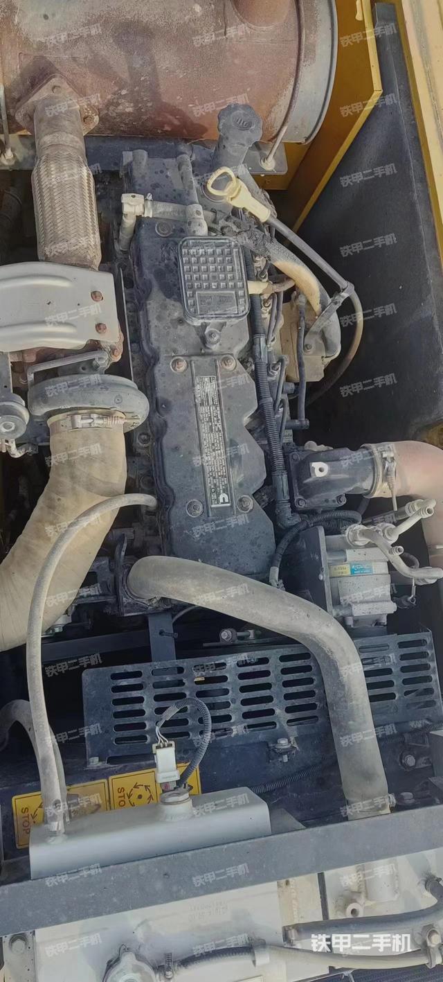 发动机整体俯视（整机外观）