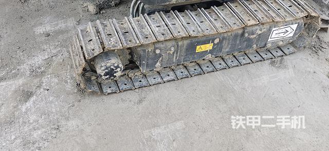 单侧履带整体（整机外观）