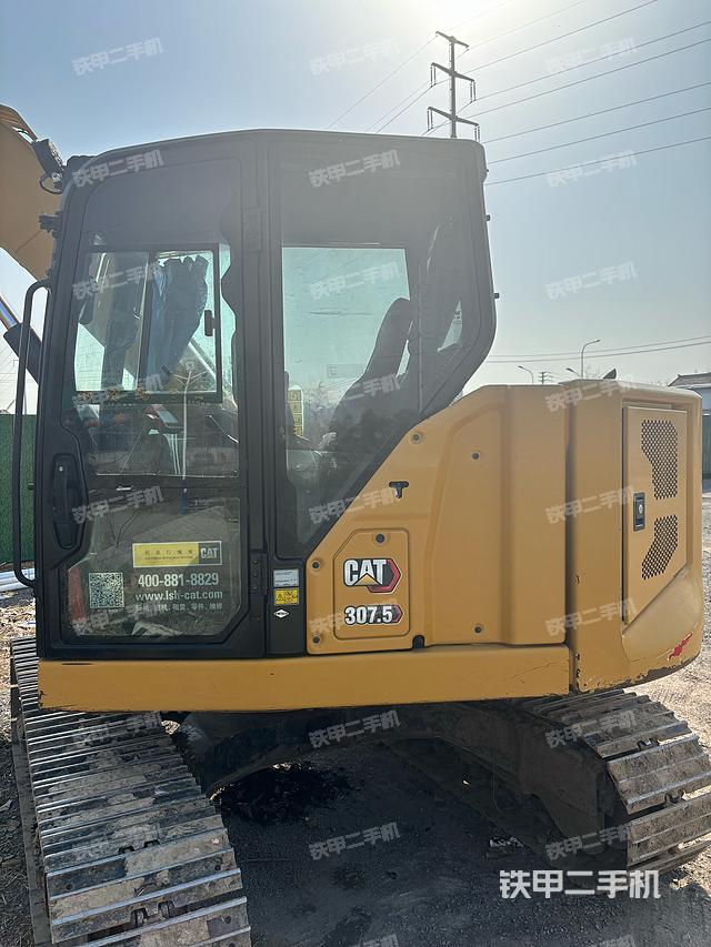 驾驶室整体（整机外观）