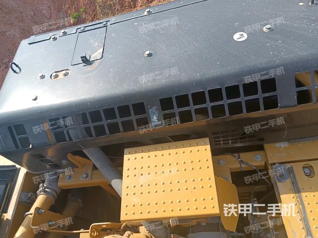 水箱+風(fēng)扇特寫(xiě)(上車(chē)部件) 水箱+風(fēng)扇特寫(xiě)(上車(chē)部件)