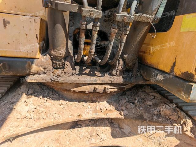 大臂根部?斜視（工作和回轉(zhuǎn)裝置）