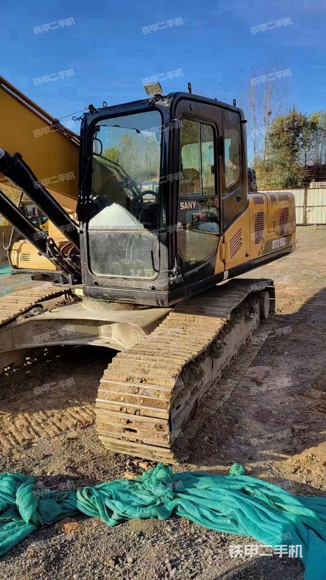 驾驶室整体（整机外观）