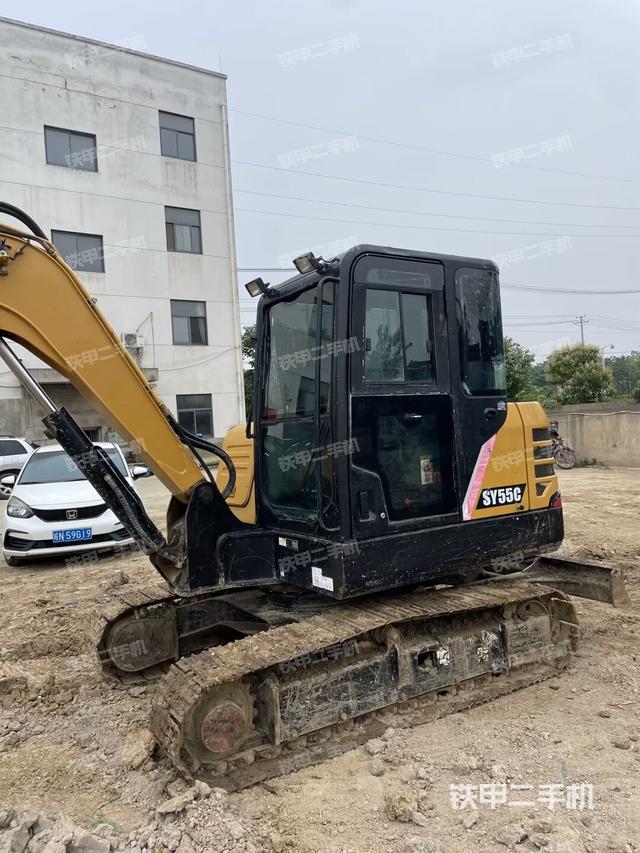 驾驶室整体（整机外观）