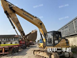 上海柳工CLG920E挖掘机实拍图片