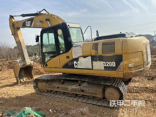 卡特彼勒320D液压挖掘机