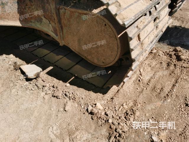 左側(cè)行走馬達(dá)蓋板（行走機(jī)構(gòu)）