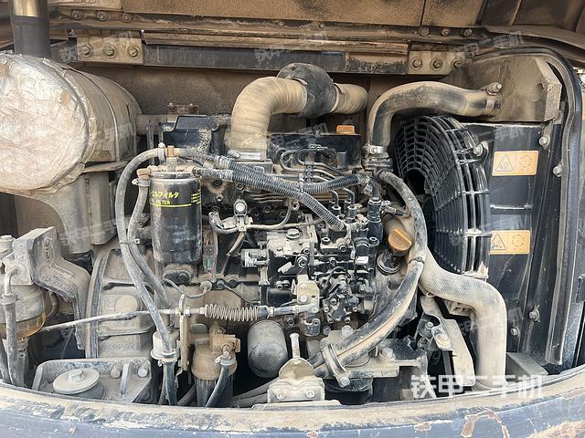 发动机整体俯视（整机外观）