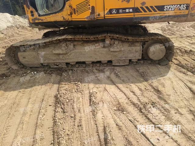 单侧履带整体（整机外观）