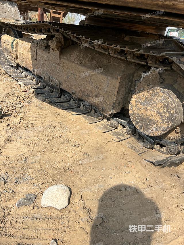 单侧履带整体（整机外观）