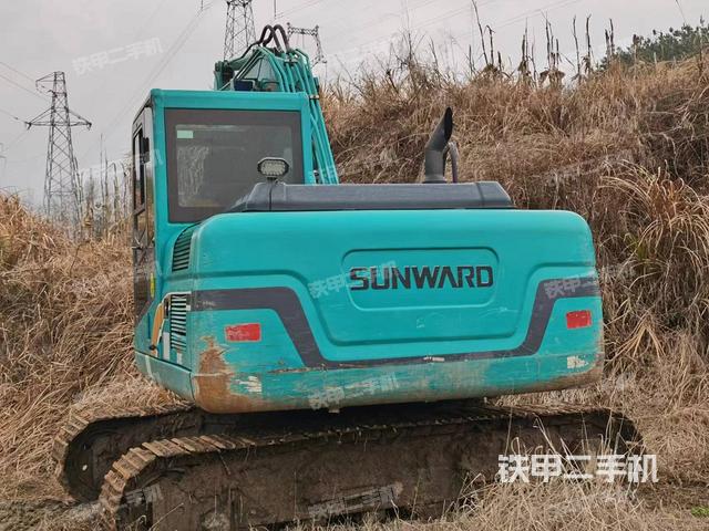 驾驶室整体（整机外观）