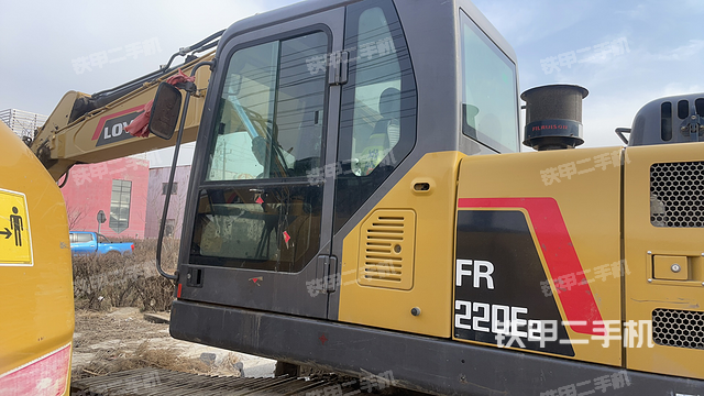 驾驶室整体（整机外观）