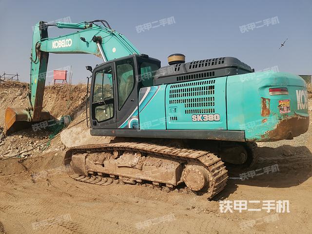 神钢SK330-10挖掘机