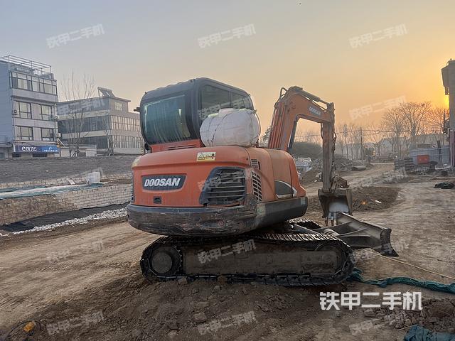 整机右后45°（整机外观）