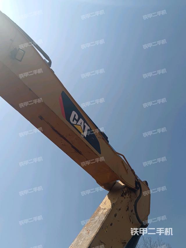 大臂整體?右側(cè)(工作和回轉(zhuǎn)裝置) 大臂整體?右側(cè)(工作和回轉(zhuǎn)裝置)