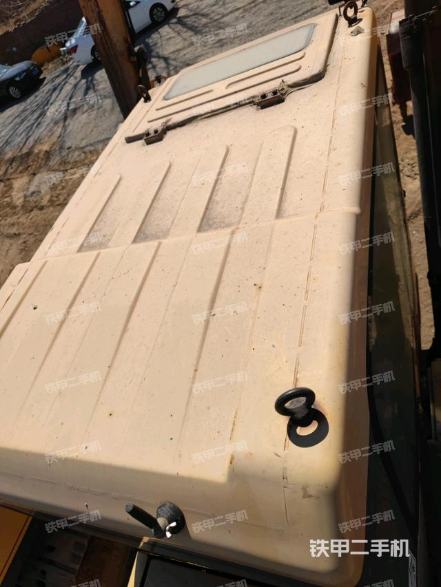 駕駛室頂部俯視（上車部件）