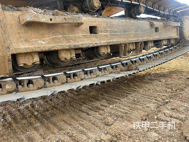 单侧履带整体（整机外观）