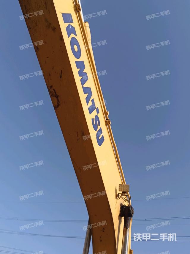 大臂整體?右側(工作和回轉裝置) 大臂整體?右側(工作和回轉裝置)