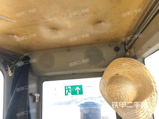 座椅后部（駕駛室部分）