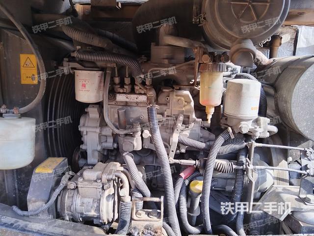 发动机整体俯视（整机外观）