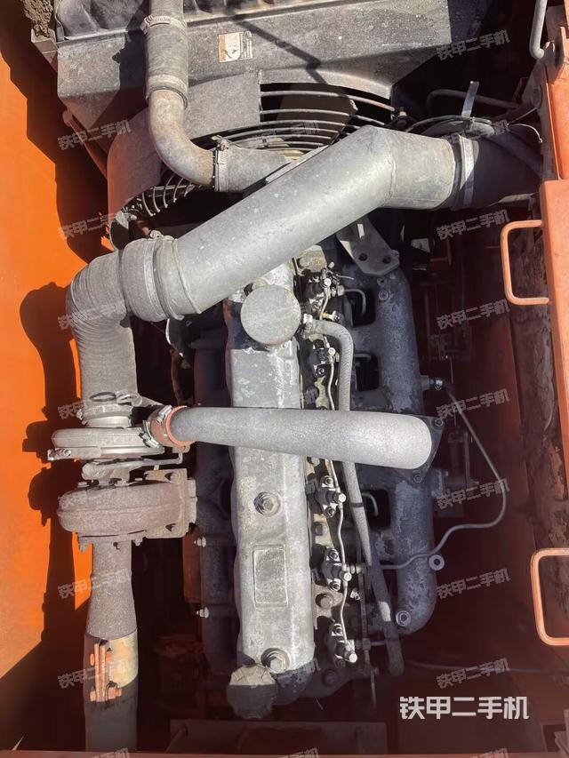 发动机整体俯视（整机外观）