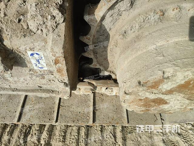 单侧履带整体（整机外观）