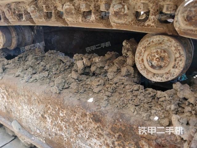 右側(cè)履帶整體(行走機(jī)構(gòu)) 右側(cè)履帶整體(行走機(jī)構(gòu))