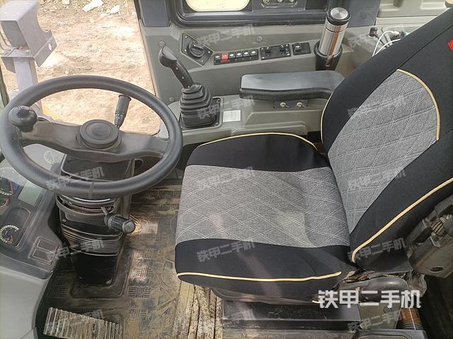 驾驶室工作台（整机外观及大件）