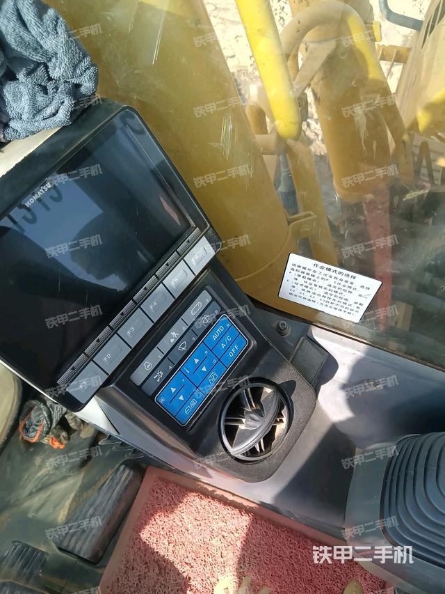 顯示屏?(駕駛室部分) 顯示屏?(駕駛室部分)