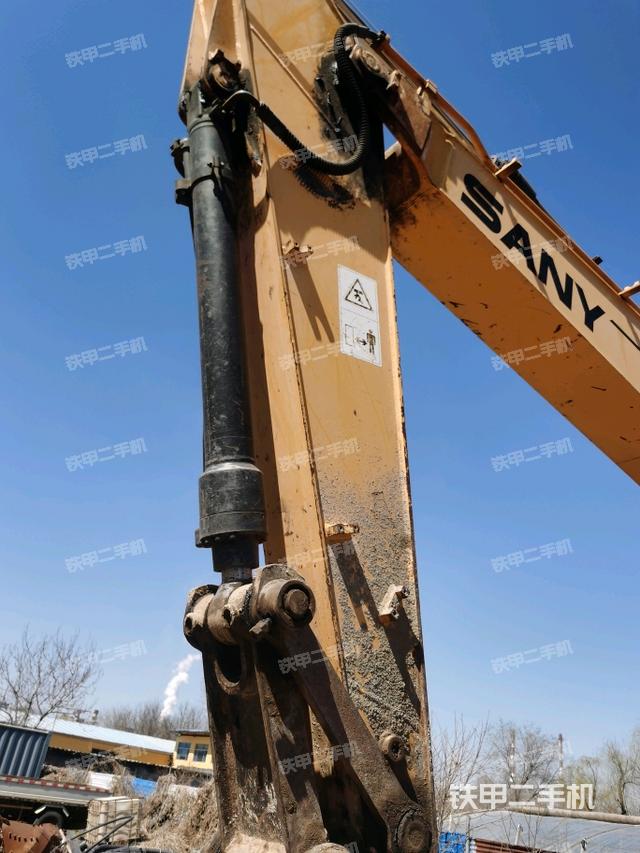 小臂整體左后（工作和回轉(zhuǎn)裝置）