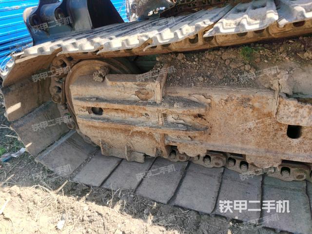 右導(dǎo)向輪（行走機(jī)構(gòu)）