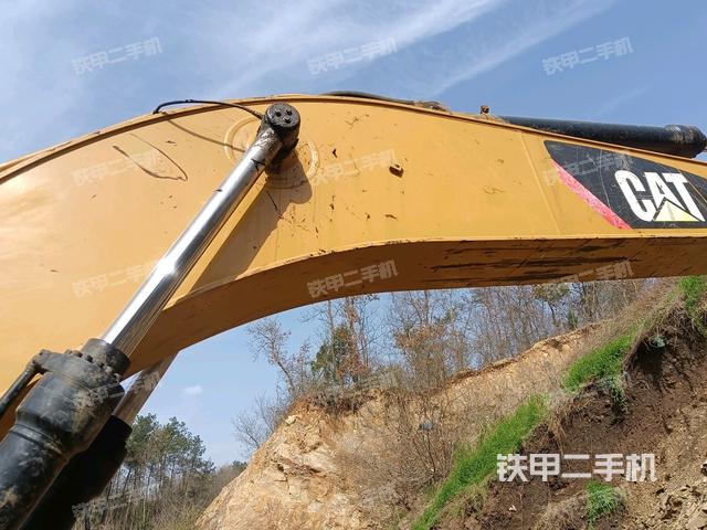 大臂整体 右侧（工作和回转装置）