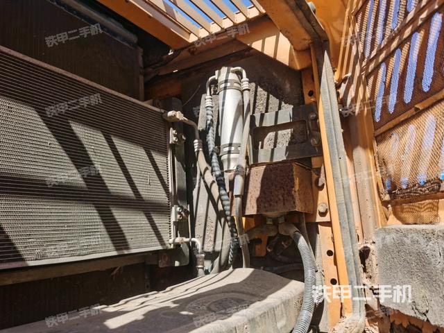 電瓶（大件艙室）