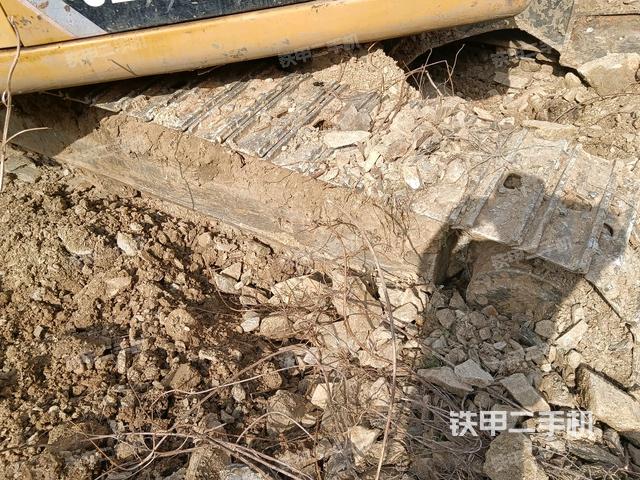 左侧履带整体 （行走机构）