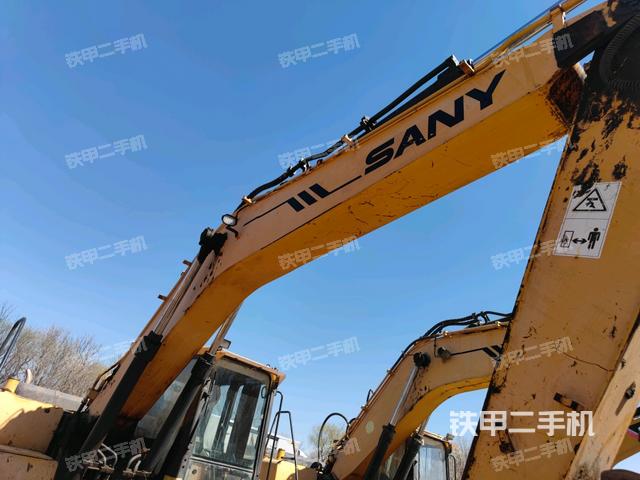 大臂整體?右側(cè)（工作和回轉(zhuǎn)裝置）