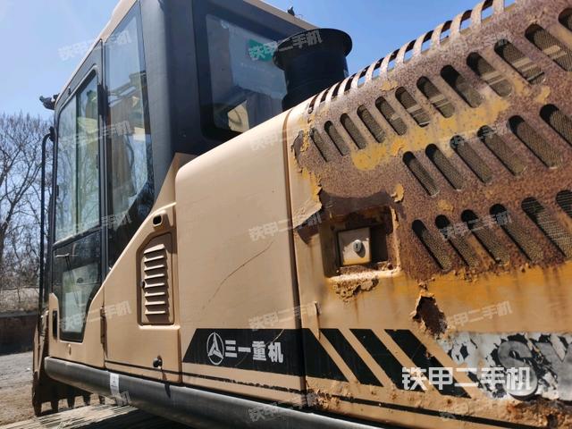 駕駛室左后45度（駕駛室部分）