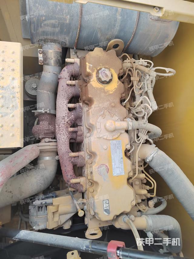 发动机整体俯视（整机外观）