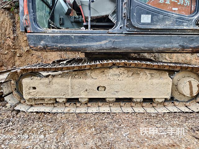 单侧履带整体（整机外观）