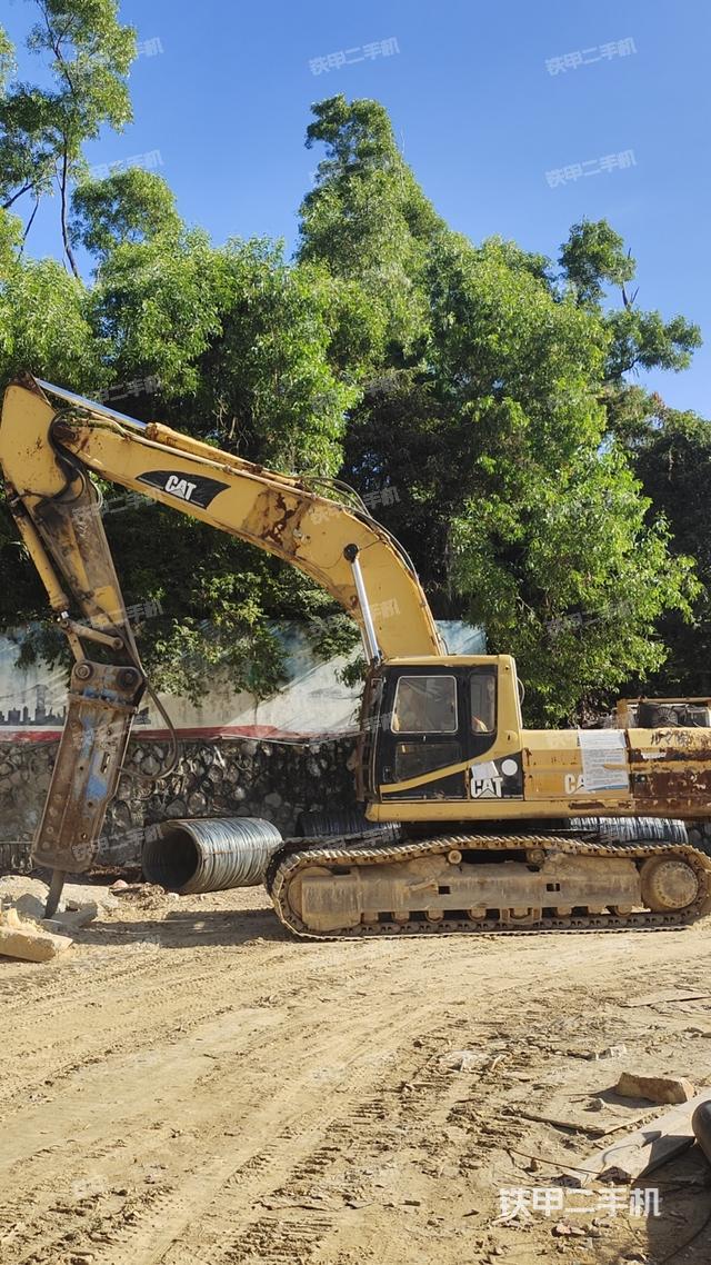 单侧履带整体（整机外观）