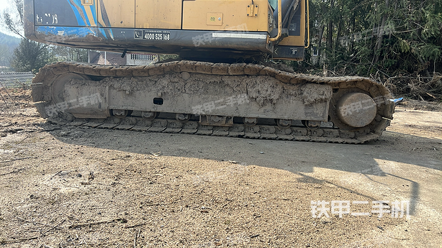 单侧履带整体（整机外观）