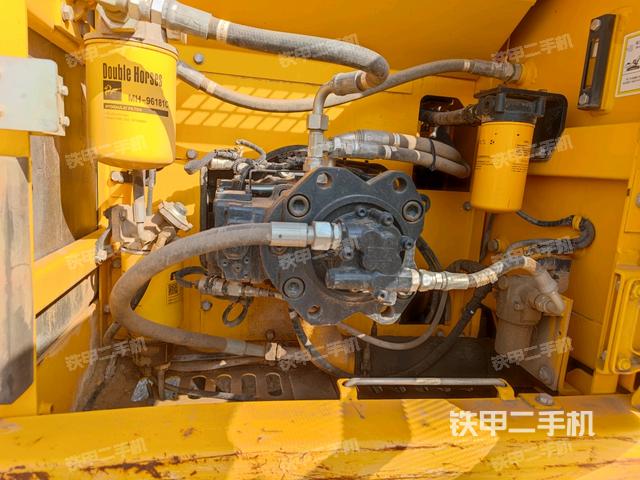 液壓泵室(大件艙室) 液壓泵室(大件艙室)