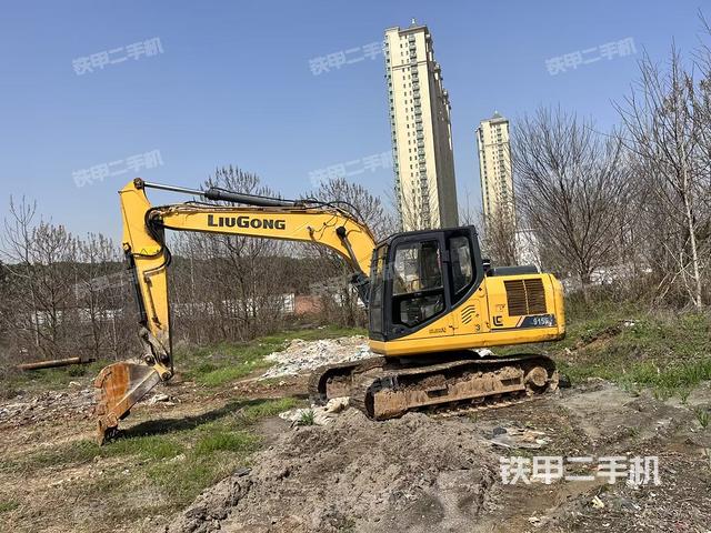 柳工CLG913E挖掘机