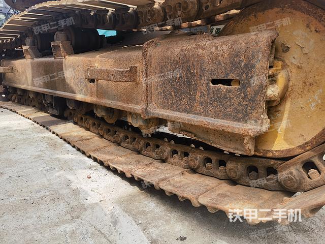 单侧履带整体（整机外观）