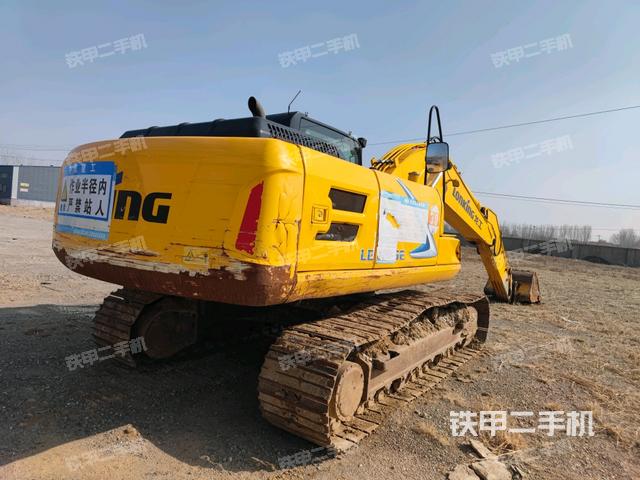 龍工LG6225E挖掘機(jī)
